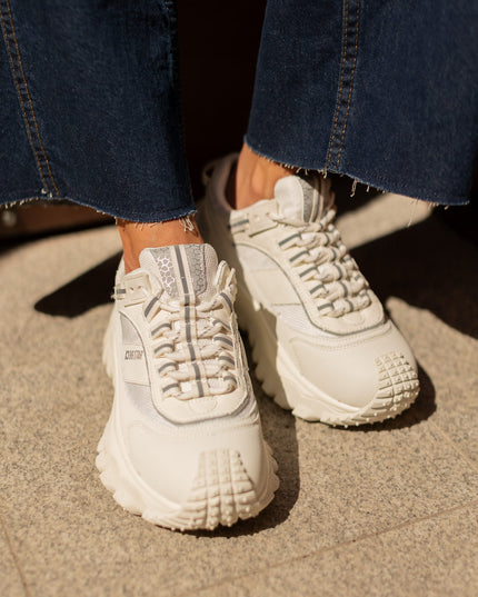 ea04354986076b4f96c77ed936905b35