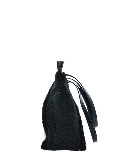 eae1e8428a4c116913e36d1a236c482d