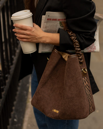 88f4ddc9f8425fef3a1cf595198bd751