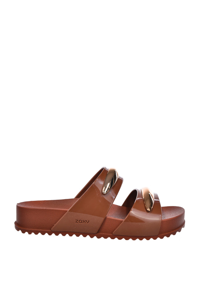 7f064973f34c31bdf9dee3b5f4713f57