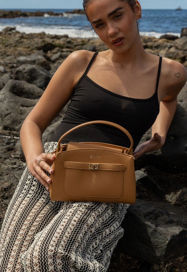 b583826322bfde4dfa8750b144b0b127