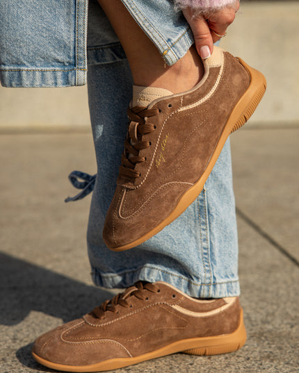 Sneakersy  skórzane damskie BIG STAR  TT274662