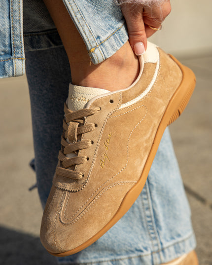 Sneakersy  skórzane  damskie BIG STAR  TT274659