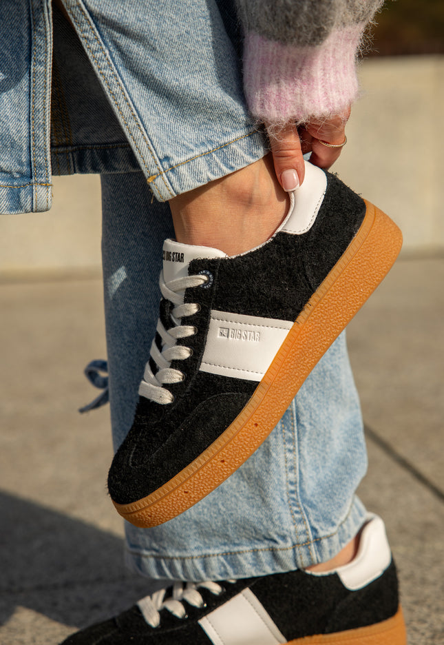 Sneakersy skórzane  damskie BIG STAR  TT274506