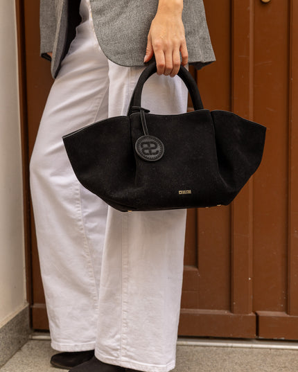 e288e96996579bb1c1b3e124a8c48edc