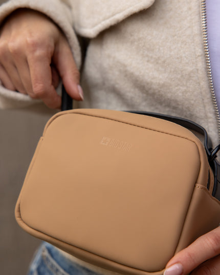 2556ba2d23d5767f6f6a5311d3512d8c